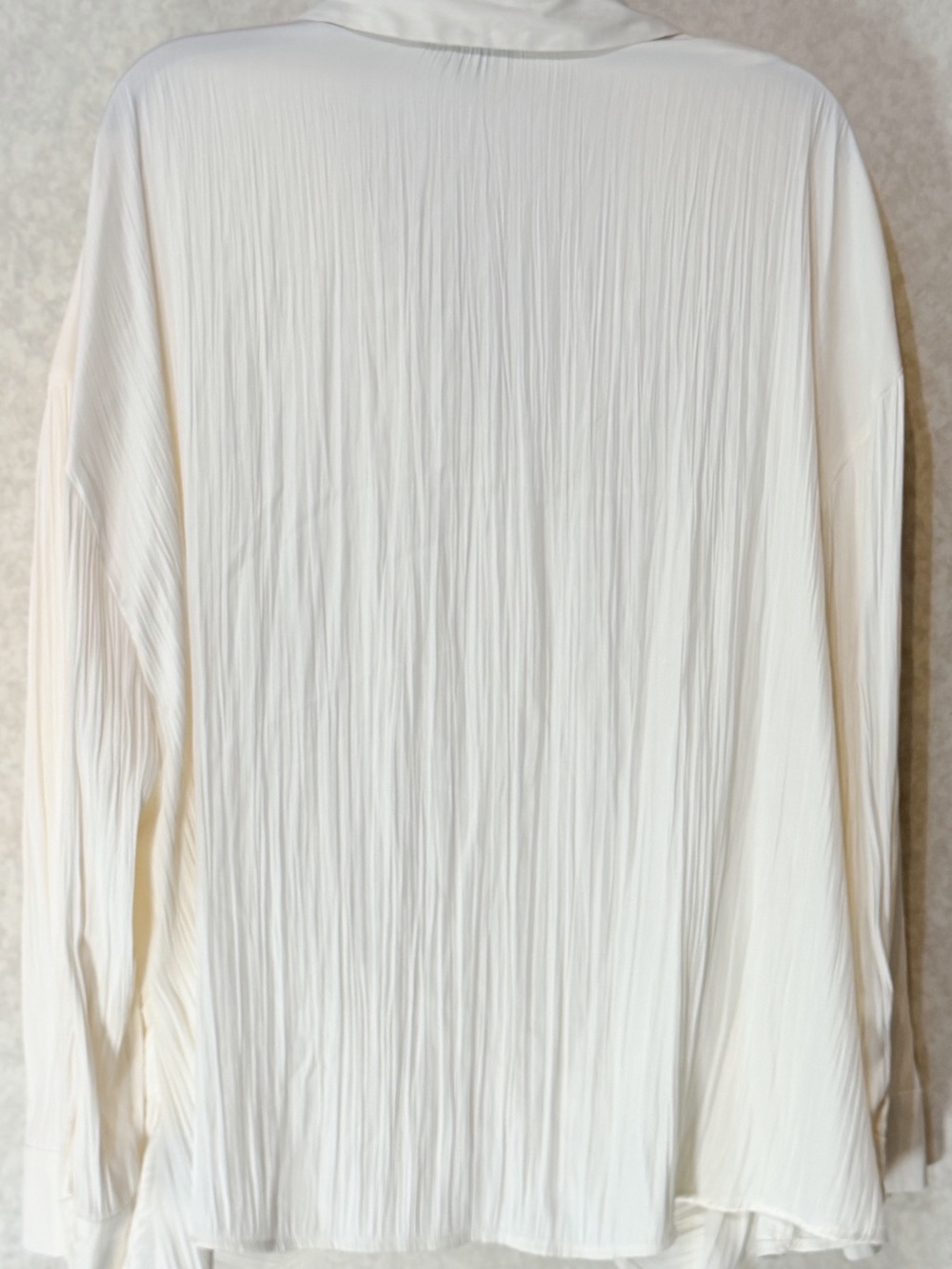 Terra & Sky 2X White Pleated Twist Front Button Up Blouse Long Sleeve Plus Size - Picture 3 of 8